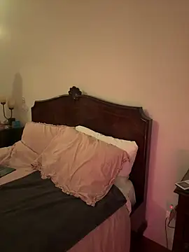 isisxoxx online show from 03-17-26, 09:51