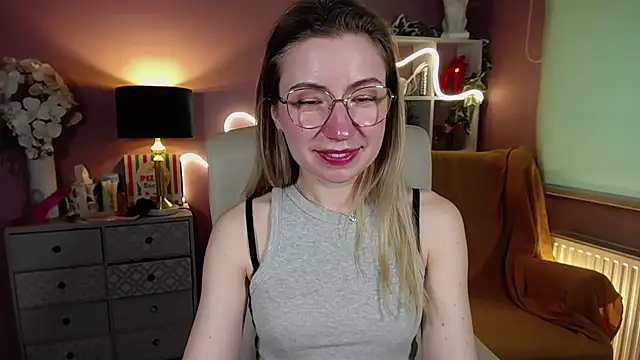 Mia Tasty online show from 02-15-25, 07:49