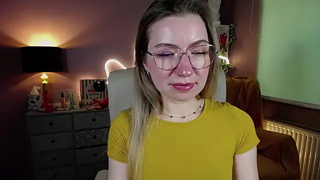 Mia Tasty online show from 03-17-25, 11:42