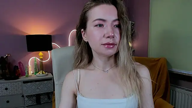 Mia Tasty online show from 10-26-25, 07:36