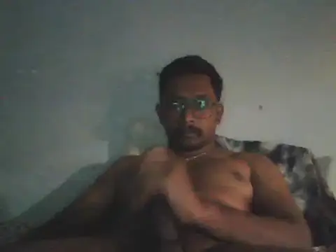 Snapshot of chennaibull101 chatting on 10-02-25, 02:02 chennaibull101 online show from 10-02-25, 02:02