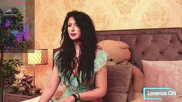 Snapshot of JaneDevine chatting on 11-02-25, 05:43 JaneDevine online show from 11-02-25, 05:43