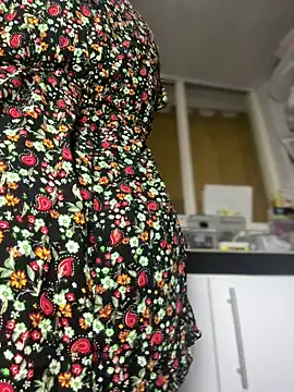 Emiily lee online show from 09-14-25, 12:21