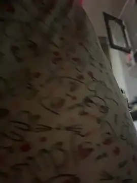 Emiily lee online show from 12-04-25, 07:28