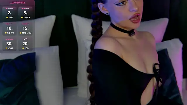 AnaWest online show from 03-11-25, 06:43