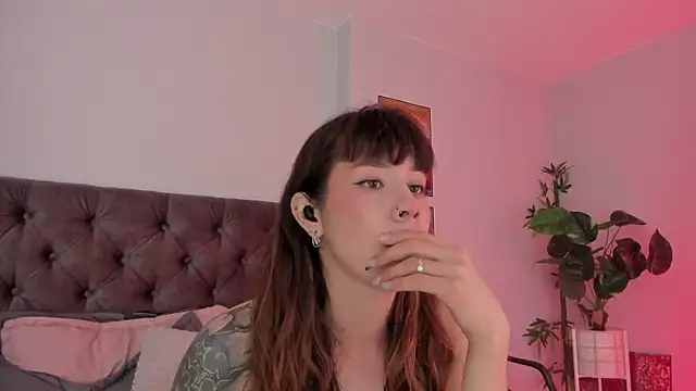 iriiina veneno online show from 02-02-25, 04:00