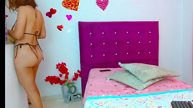 Snapshot of chantalsemenova1 chatting on 02-02-25, 04:22 chantalsemenova1 online show from 02-02-25, 04:22