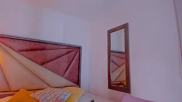 BonnieCute  online show from 02-10-26, 11:42