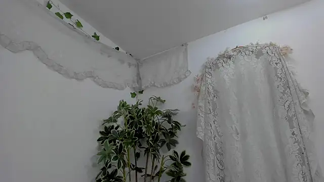 BonnieCute  online show from 07-10-26, 12:37