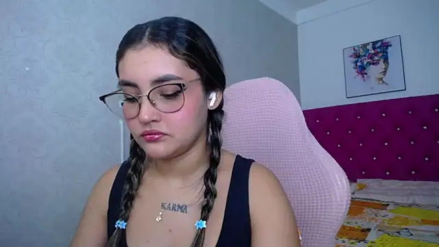 antonella sweetlittle online show from 05-31-26, 06:09