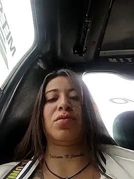 Alona Evans online show from 02-05-25, 01:00