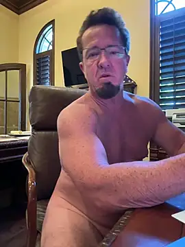 sluttydylan online show from 04-15-26, 06:15