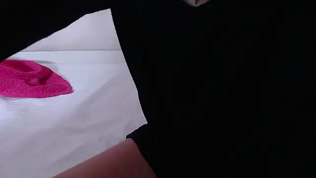 Snapshot of nextdoor_fantasy1 chatting on 01-15-25, 03:43 nextdoor fantasy1 online show from 01-15-25, 03:43