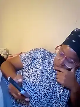 madamsensuale online show from 01-06-25, 10:58