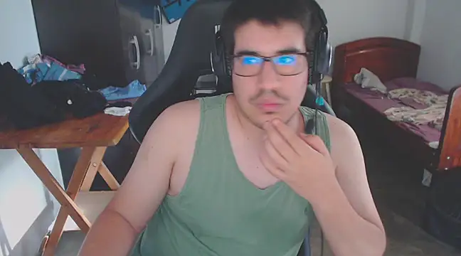 thealfawolf01 online show from 03-01-25, 09:48