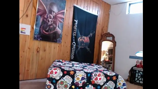 JamieBottoms online show from 09-19-25, 01:01