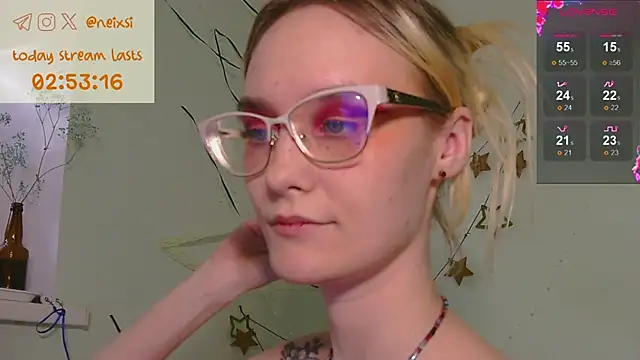 Snapshot of ixsi chatting on 05-28-26, 03:20 ixsi online show from 05-28-26, 03:20