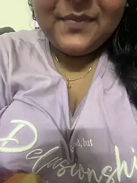 smile pretty online show from 01-16-25, 02:09