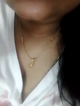 smile pretty online show from 01-16-25, 06:16