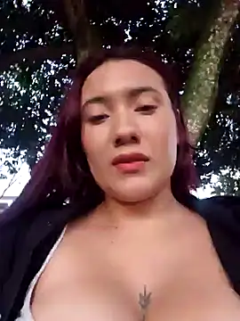 Snapshot of Blushing_Katy chatting on 12-02-24, 10:50 Blushing Katy online show from 12-02-24, 10:50