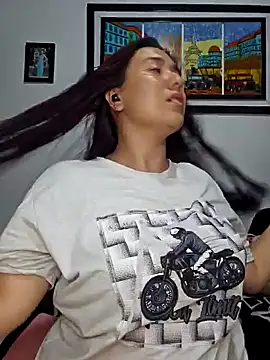 Snapshot of Blushing_Katy chatting on 02-01-25, 10:23 Blushing Katy online show from 02-01-25, 10:23