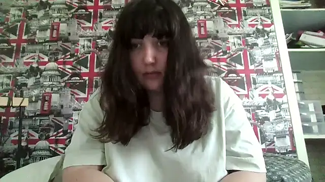 Snapshot of Lynylou chatting on 09-29-25, 11:15 Lynylou online show from 09-29-25, 11:15