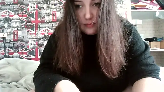 Snapshot of Lynylou chatting on 10-08-25, 01:42 Lynylou online show from 10-08-25, 01:42