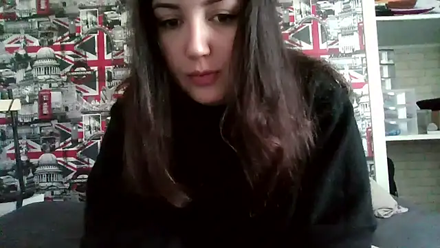 Snapshot of Lynylou chatting on 10-10-25, 03:00 Lynylou online show from 10-10-25, 03:00