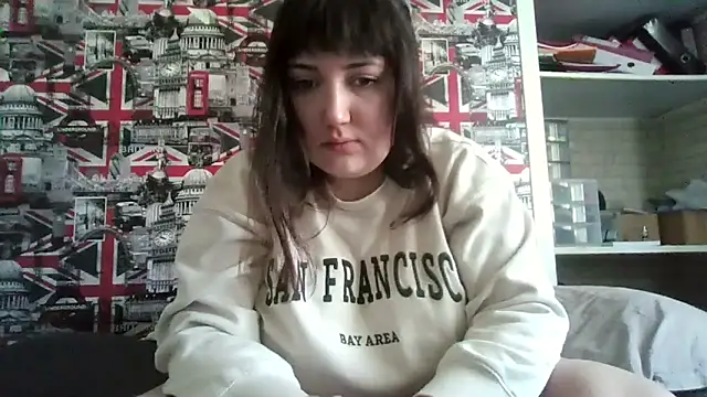 Snapshot of Lynylou chatting on 10-12-25, 01:54 Lynylou online show from 10-12-25, 01:54