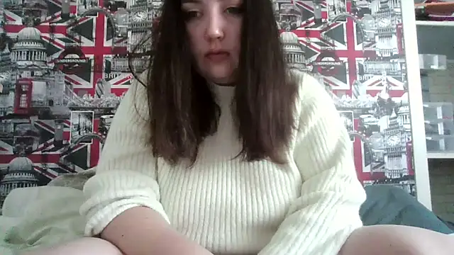 Snapshot of Lynylou chatting on 10-15-25, 09:42 Lynylou online show from 10-15-25, 09:42