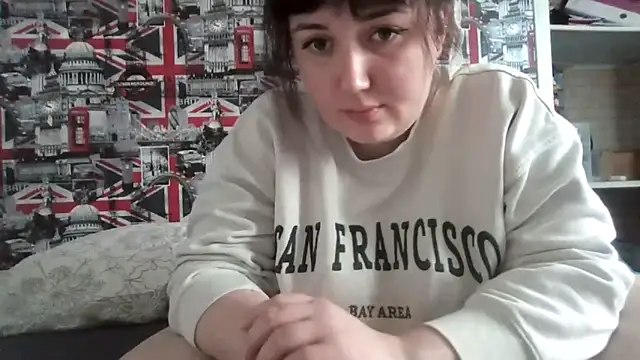 Snapshot of Lynylou chatting on 11-01-25, 11:56 Lynylou online show from 11-01-25, 11:56