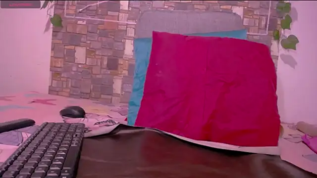 CrazyRousex online show from 03-05-26, 02:46