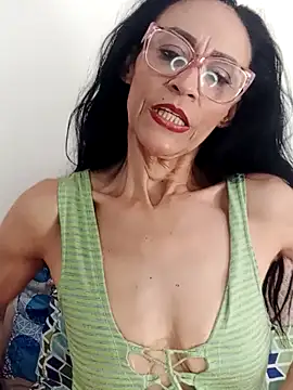 Snapshot of BarbaraMature chatting on 04-25-26, 05:21 BarbaraMature online show from 04-25-26, 05:21