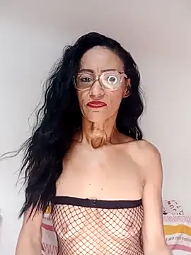 Snapshot of BarbaraMature chatting on 05-06-26, 03:17 BarbaraMature online show from 05-06-26, 03:17
