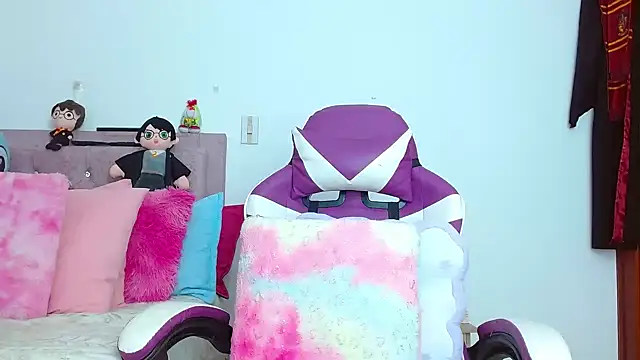 kendallsweet7 online show from 09-10-25, 07:58