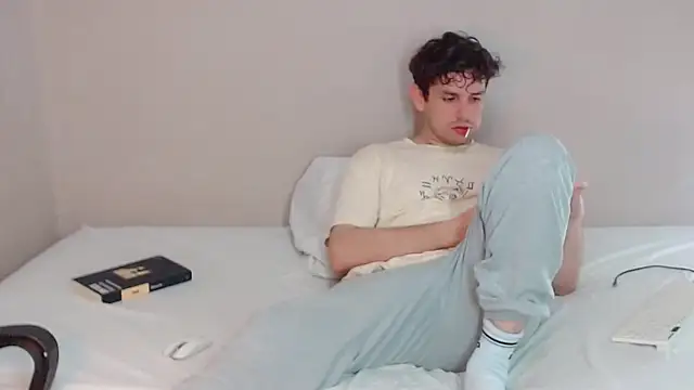 Elio555 online show from 01-11-25, 02:30