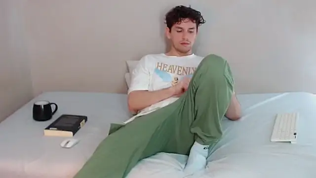 Elio555 online show from 03-09-25, 04:05