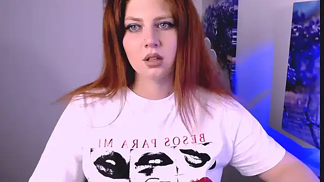 Lizzy Love online show from 11-20-25, 01:22