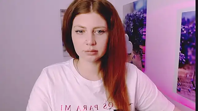 Lizzy Love online show from 11-28-25, 01:36