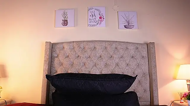 Snapshot of allisson_m chatting on 05-23-26, 12:09 allisson m online show from 05-23-26, 12:09