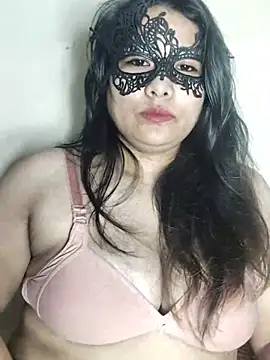 Snapshot of Cutehornycouples chatting on 07-11-26, 05:26 Cutehornycouples online show from 07-11-26, 05:26
