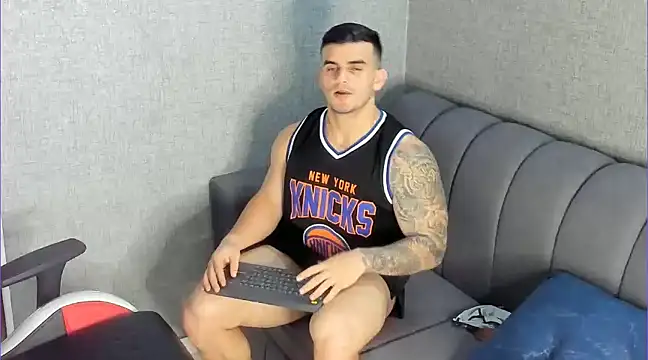 Ricardogo19 online show from 02-02-25, 02:17