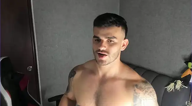 Ricardogo19 online show from 03-15-25, 02:35