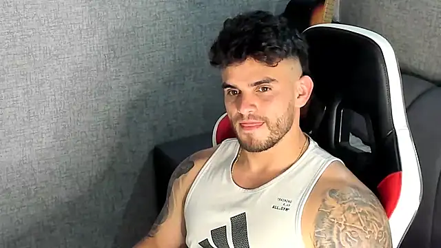 Ricardogo19 online show from 10-03-25, 01:24