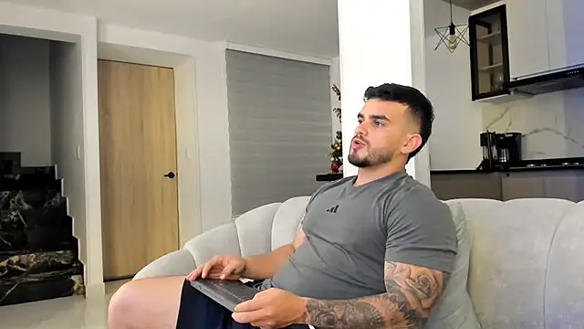 Ricardogo19 online show from 01-09-26, 11:50