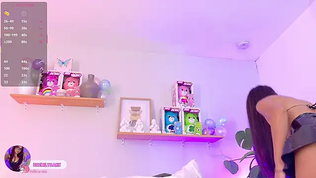 emily bank online show from 11-25-25, 07:58