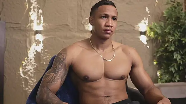 Logan Varela online show from 12-17-25, 01:17