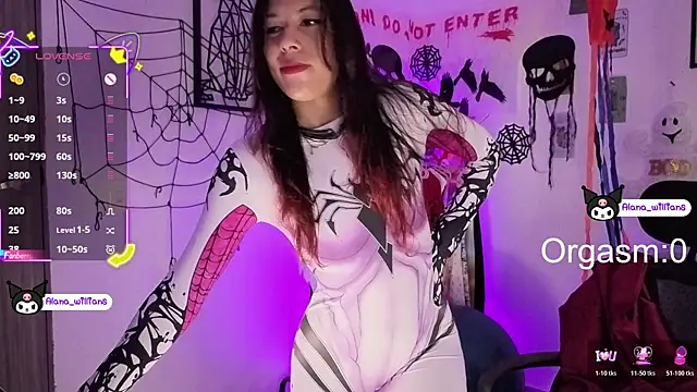 1Alana W online show from 10-30-25, 01:45