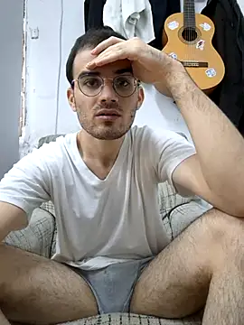 Snapshot of erikamavrik chatting on 02-20-25, 12:04 erikamavrik online show from 02-20-25, 12:04