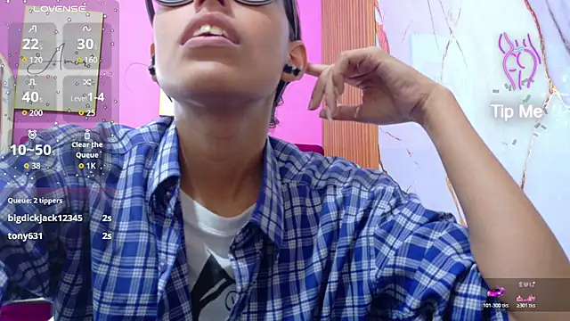 yourcuteneighbourr online show from 04-08-26, 03:06